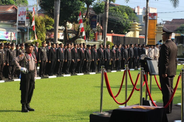 Polresta Banyumas Gelar Upacara Peringatan HUT Bhayangkara Ke-78 Tahun 2024