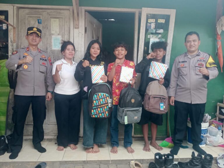 Peduli Pendidikan, Kapolsek Purwokerto Selatan Polresta Banyumas Sekolahkan Kembali Anak Yatim Putus Sekolah