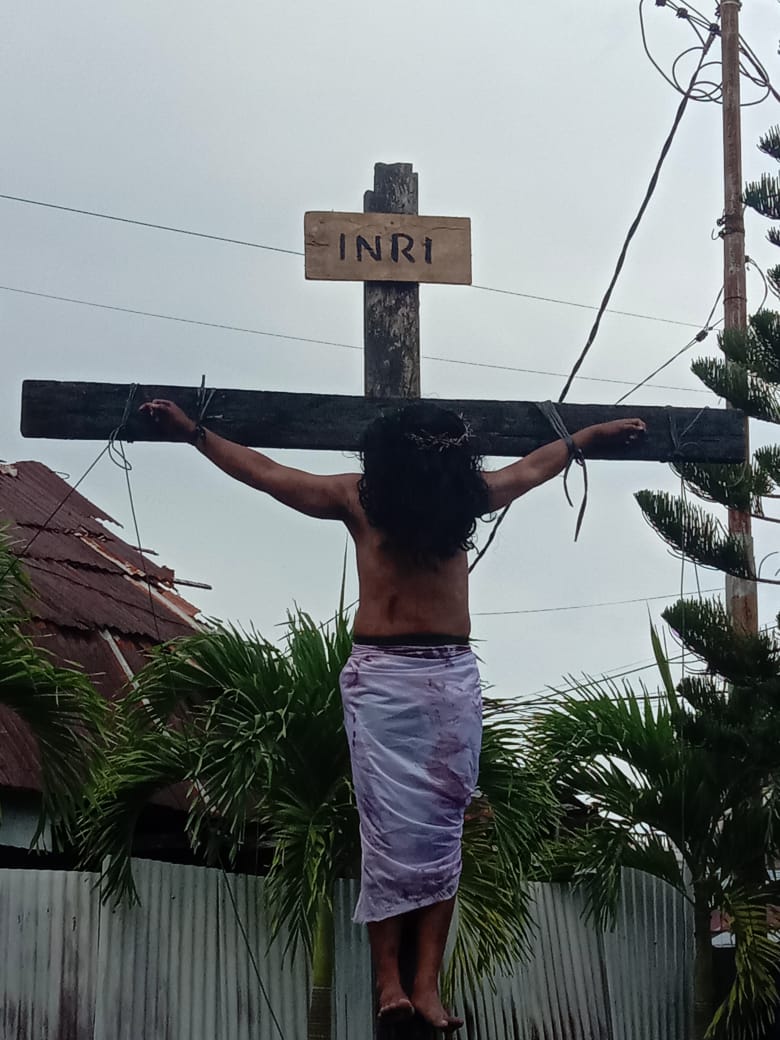 Lakon Jalan Salib, Pemuda GMIST Imanuel Petta Rayakan Paskah Dengan Iman Dan Penghayatan